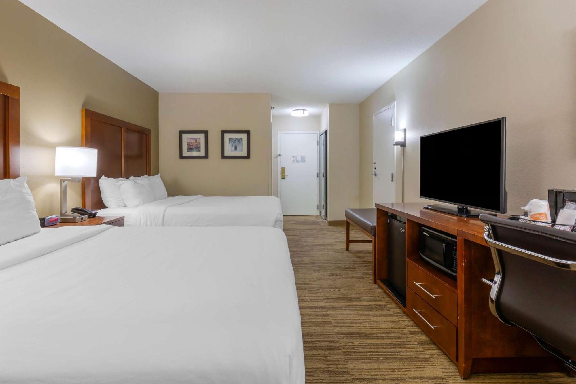 Comfort Inn University Durham - Chapel Hill Экстерьер фото